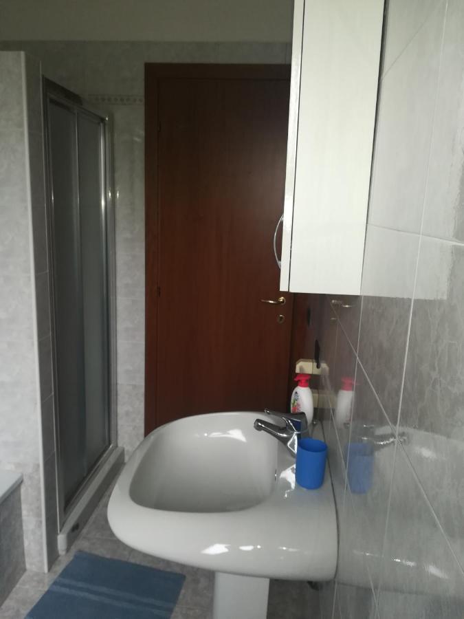Апартаменти Cadelvolto Carrista 7A Неґрар Екстер'єр фото